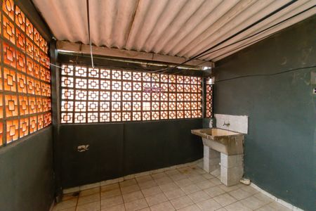 Casa para alugar com 70m², 1 quarto e sem vagaÁrea de Serviço