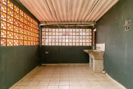 Casa para alugar com 70m², 1 quarto e sem vagaÁrea de Serviço