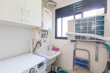 Apartamento à venda com 75m², 3 quartos e 1 vagaÁrea de Serviço