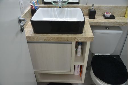 Apartamento à venda com 59m², 2 quartos e 1 vagaBanheiro da Suíte