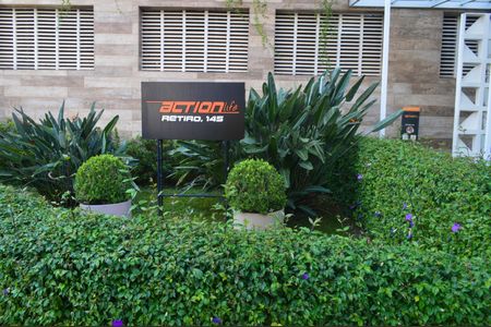 Apartamento à venda com 69m², 3 quartos e 1 vaga Apartamento à venda com 69m², 3 quartos e 1 vagaFachada