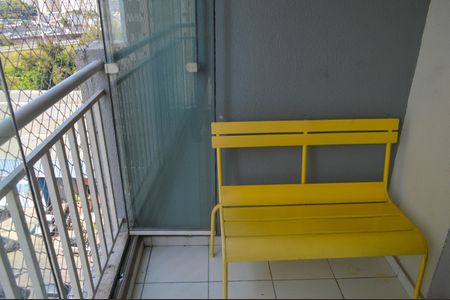 Apartamento à venda com 69m², 3 quartos e 1 vaga Apartamento à venda com 69m², 3 quartos e 1 vagaVaranda