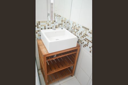 Apartamento à venda com 69m², 3 quartos e 1 vaga Apartamento à venda com 69m², 3 quartos e 1 vagaBanheiro Social