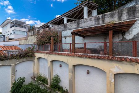 Casa à venda com 370m², 7 quartos e 4 vagasQuintal