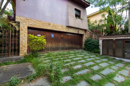 Casa à venda com 370m², 7 quartos e 4 vagasGaragem