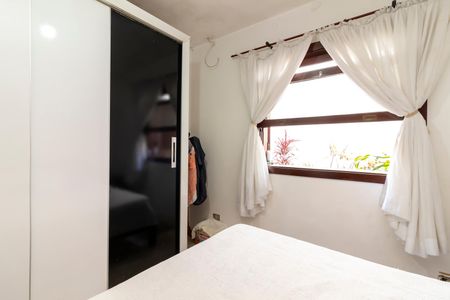 Casa à venda com 370m², 7 quartos e 4 vagasQuarto 4