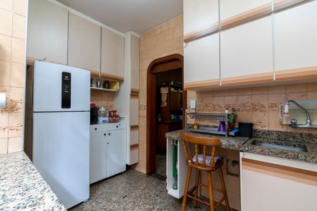 Casa à venda com 370m², 7 quartos e 4 vagasCozinha