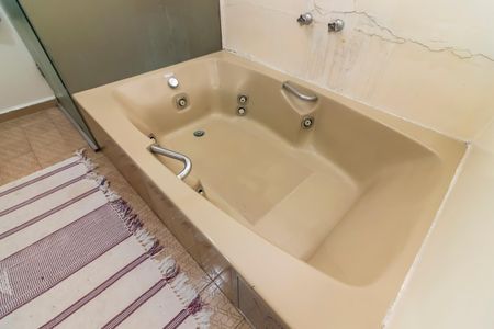 Casa à venda com 370m², 7 quartos e 4 vagasBanheiro da Suíte