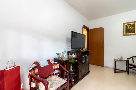 Casa à venda com 370m², 7 quartos e 4 vagasQuarto 2