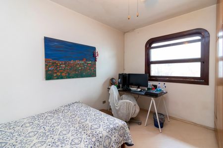 Casa à venda com 370m², 7 quartos e 4 vagasQuarto 3