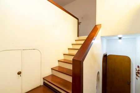 Casa à venda com 370m², 7 quartos e 4 vagasCorredor dos Quartos