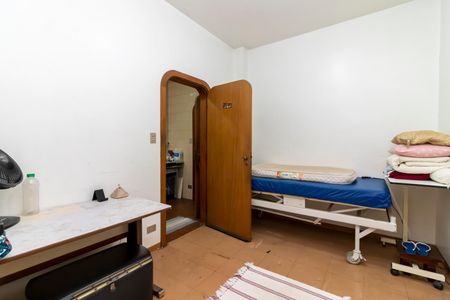 Casa à venda com 370m², 7 quartos e 4 vagasQuarto de Serviço