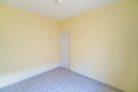 Casa à venda com 100m², 3 quartos e 1 vaga Casa à venda com 100m², 3 quartos e 1 vagaSala