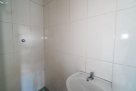 Casa à venda com 100m², 3 quartos e 1 vaga Casa à venda com 100m², 3 quartos e 1 vagaBanheiro da Suíte 1