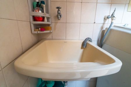 Casa à venda com 100m², 3 quartos e 1 vaga Casa à venda com 100m², 3 quartos e 1 vagaÁrea de Serviço