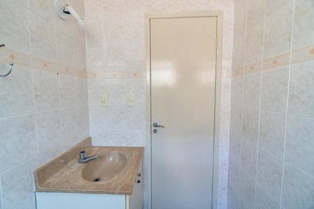 Casa à venda com 100m², 3 quartos e 1 vaga Casa à venda com 100m², 3 quartos e 1 vagaBanheiro da Suíte 2