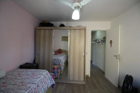 Casa de condomínio à venda com 120m², 4 quartos e 2 vagasQuarto 2