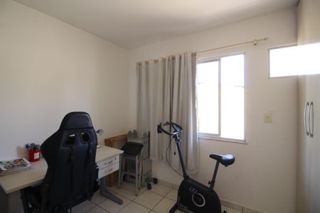 Casa de condomínio à venda com 120m², 4 quartos e 2 vagasQuarto 3 - Closet/Escritório