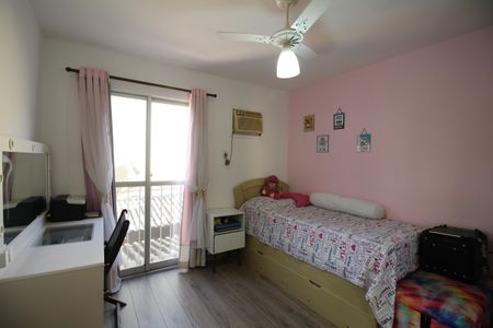 Casa de condomínio à venda com 120m², 4 quartos e 2 vagasQuarto 2