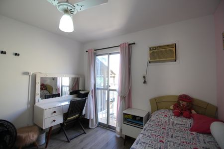 Casa de condomínio à venda com 120m², 4 quartos e 2 vagasQuarto 2