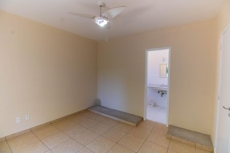 Casa à venda com 380m², 5 quartos e 3 vagas Casa à venda com 380m², 5 quartos e 3 vagasSuíte 3