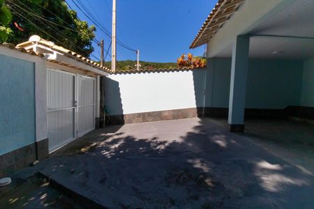 Casa à venda com 380m², 5 quartos e 3 vagas Casa à venda com 380m², 5 quartos e 3 vagasGaragem