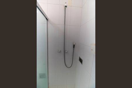 Casa à venda com 380m², 5 quartos e 3 vagas Casa à venda com 380m², 5 quartos e 3 vagasBanheiro da Suíte 4