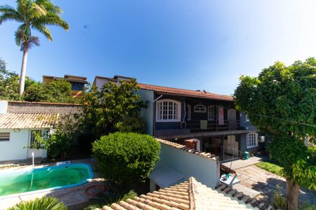 Casa à venda com 380m², 5 quartos e 3 vagas Casa à venda com 380m², 5 quartos e 3 vagasVista da Suíte 5