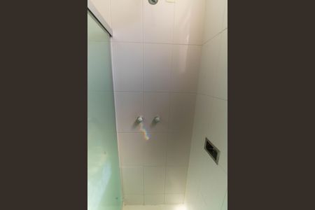 Casa à venda com 380m², 5 quartos e 3 vagas Casa à venda com 380m², 5 quartos e 3 vagasBanheiro da Suíte 2