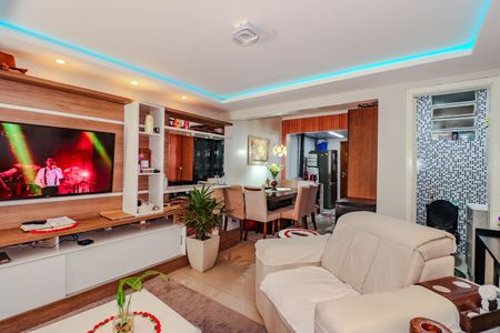 Casa à venda com 78m², 2 quartos e 1 vagaSala