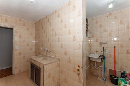 Apartamento à venda com 74m², 2 quartos e 1 vagaCozinha