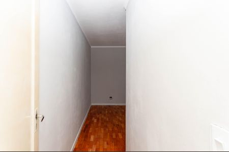 Apartamento à venda com 74m², 2 quartos e 1 vagaQuarto 2