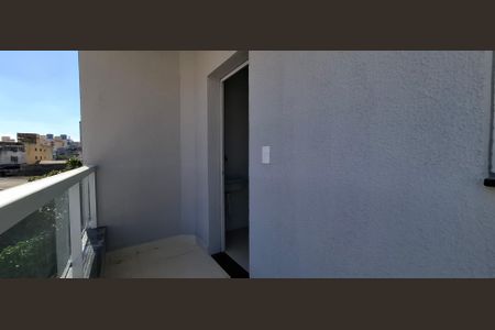 Apartamento à venda com 49m², 2 quartos e 1 vaga Apartamento à venda com 49m², 2 quartos e 1 vagaVaranda