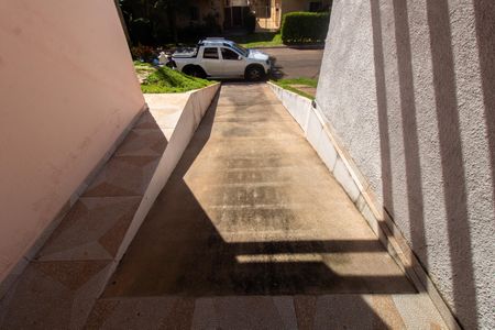 Casa de condomínio à venda com 110m², 3 quartos e 2 vagas Casa de condomínio à venda com 110m², 3 quartos e 2 vagasÁrea Externa