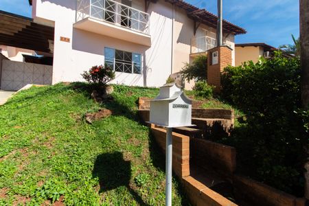 Casa de condomínio à venda com 110m², 3 quartos e 2 vagas Casa de condomínio à venda com 110m², 3 quartos e 2 vagasÁrea Externa