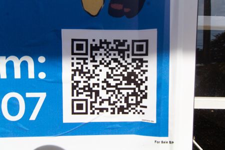 Casa de condomínio à venda com 110m², 3 quartos e 2 vagas Casa de condomínio à venda com 110m², 3 quartos e 2 vagasPlaca