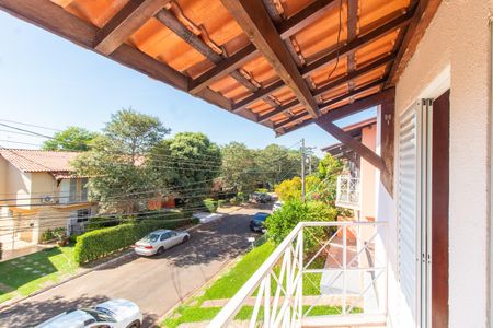 Casa de condomínio à venda com 110m², 3 quartos e 2 vagas Casa de condomínio à venda com 110m², 3 quartos e 2 vagasSacada Suíte