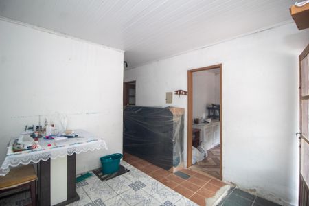 Casa à venda com 390m², 4 quartos e 2 vagasSala