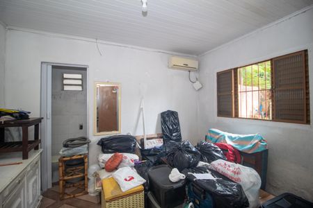 Casa à venda com 390m², 4 quartos e 2 vagasSuite