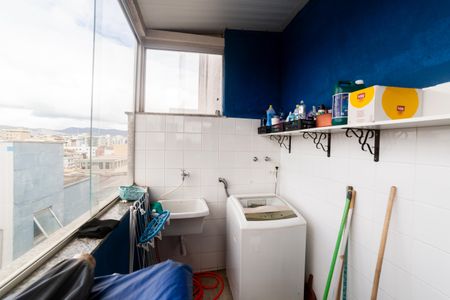 Apartamento à venda com 165m², 3 quartos e 2 vagas Apartamento à venda com 165m², 3 quartos e 2 vagasÁrea de Serviço