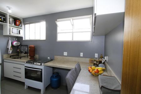 Apartamento à venda com 66m², 3 quartos e 1 vagaCozinha 