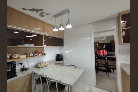 Apartamento à venda com 134m², 3 quartos e 3 vagas