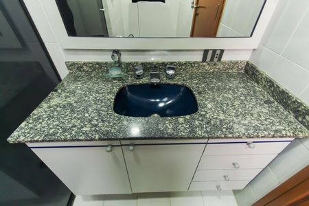 Apartamento à venda com 167m², 4 quartos e 3 vagas Apartamento à venda com 167m², 4 quartos e 3 vagasBanheiro da Suíte 4