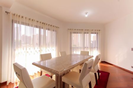 Apartamento à venda com 167m², 4 quartos e 3 vagas Apartamento à venda com 167m², 4 quartos e 3 vagasSala