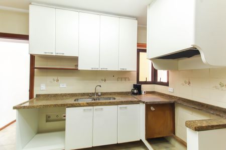 Apartamento à venda com 167m², 4 quartos e 3 vagas Apartamento à venda com 167m², 4 quartos e 3 vagasCozinha