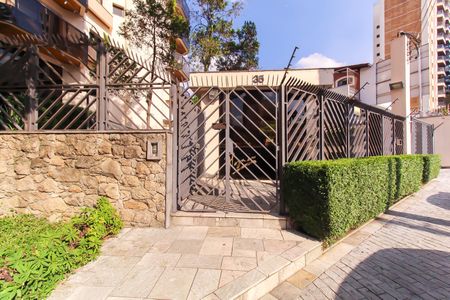 Apartamento à venda com 167m², 4 quartos e 3 vagas Apartamento à venda com 167m², 4 quartos e 3 vagasFachada