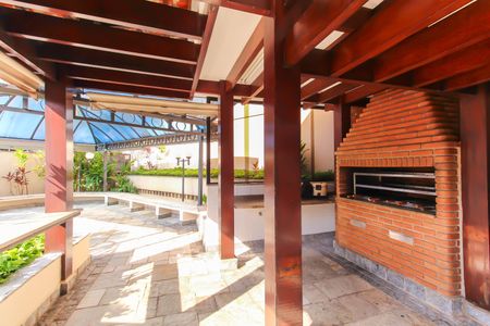 Apartamento à venda com 167m², 4 quartos e 3 vagas Apartamento à venda com 167m², 4 quartos e 3 vagasÁrea comum - Churrasqueira