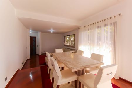 Apartamento à venda com 167m², 4 quartos e 3 vagas Apartamento à venda com 167m², 4 quartos e 3 vagasSala