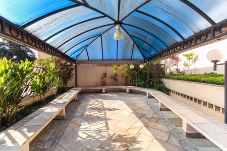 Apartamento à venda com 167m², 4 quartos e 3 vagas Apartamento à venda com 167m², 4 quartos e 3 vagasÁrea comum - Churrasqueira