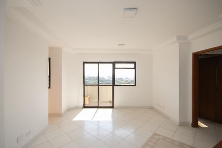 Apartamento à venda com 220m², 3 quartos e 4 vagas Apartamento à venda com 220m², 3 quartos e 4 vagasSala